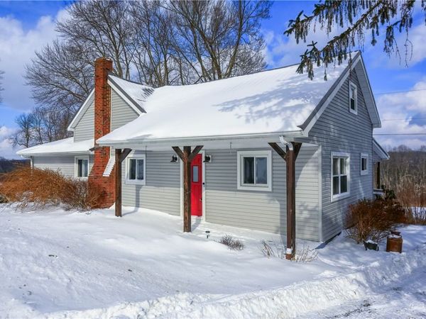 457 E Crestview Dr, Transfer, PA 16154