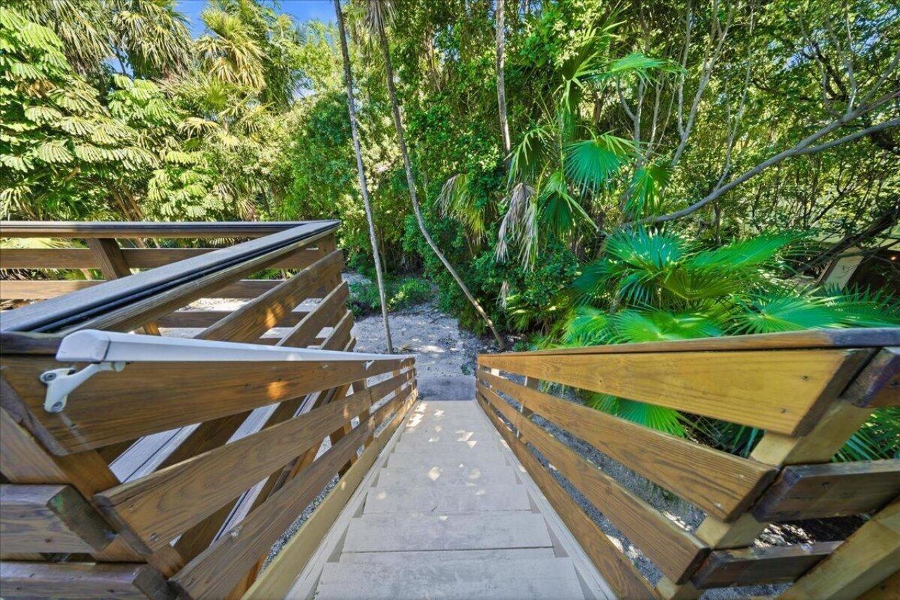 22 Stirrup Key Road, Marathon, FL 33050 Photo