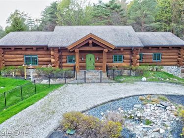 4340 Lahring Road, Holly Twp, MI 48442