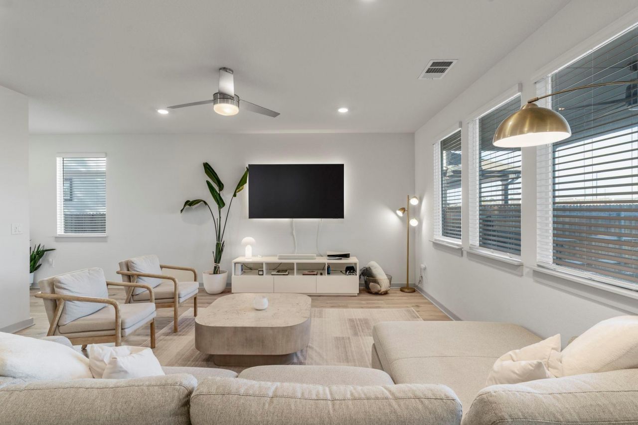 217 Cupreata Ln, Leander, TX 78641 Main Photo