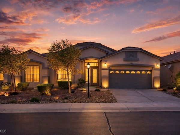 7549 Evening Falls Drive, Las Vegas, NV 89131