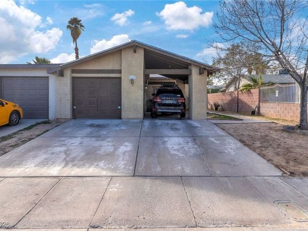 4793 Via Renaldo , Las Vegas, NV 89103