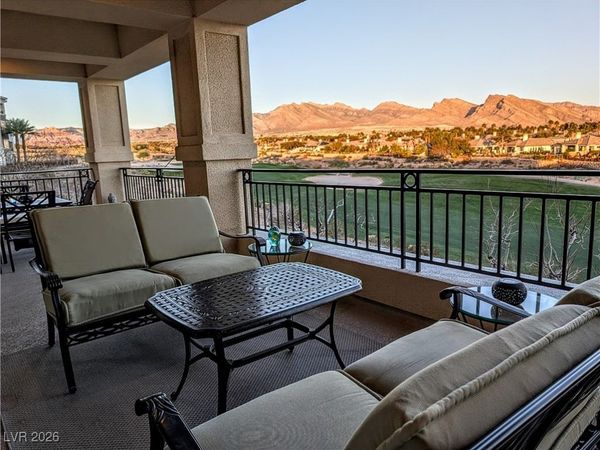 9208 Tesoras Drive, Unit 201, Las Vegas, NV 89144