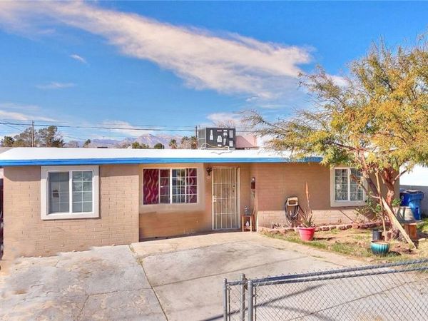 321 N Yale Street , Las Vegas, NV 89107