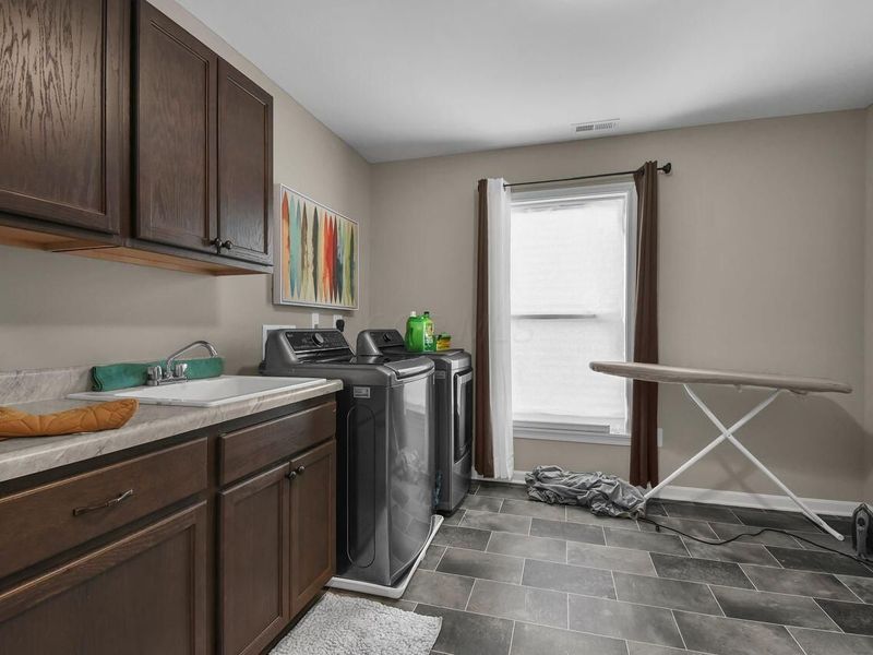 8427 Chesapeake Way NW, Pickerington, OH 43147 Photo 39