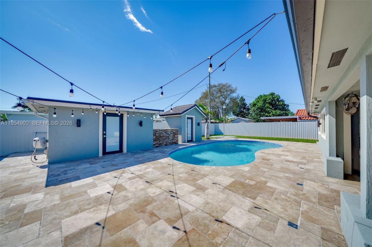 11800 SW 35th St, Miami, FL 33175 Photo