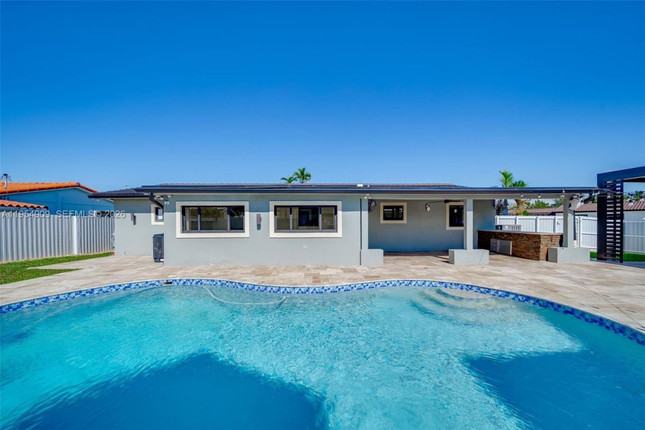 11800 SW 35th St, Miami, FL 33175 Photo