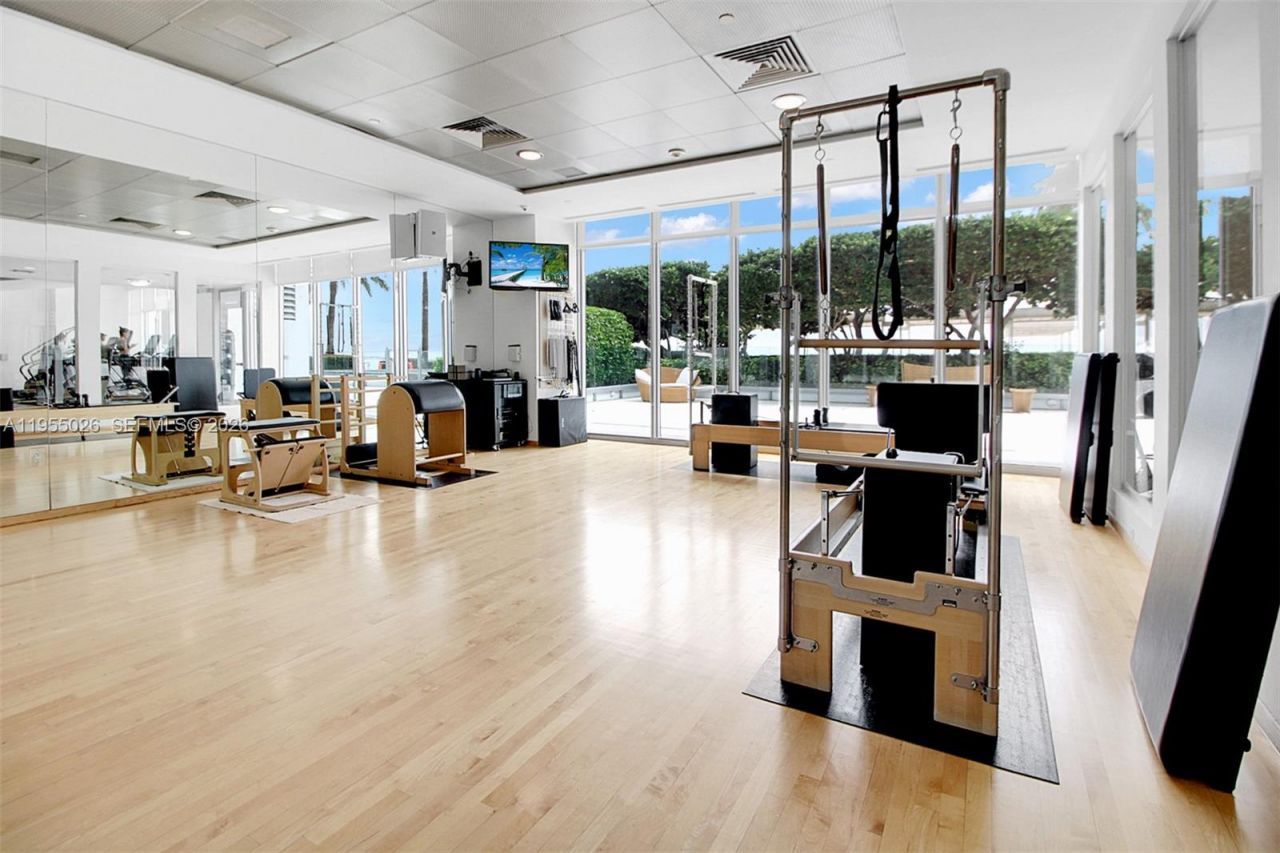 1331 Brickell Bay Dr, Unit 4201, Miami, FL 33131 Photo