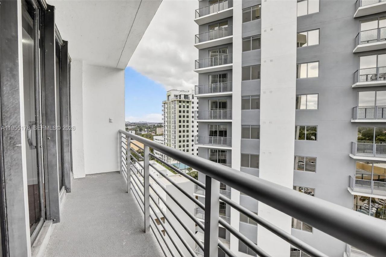 1720 Harrison St, Unit 14H, Hollywood, FL 33020 Photo