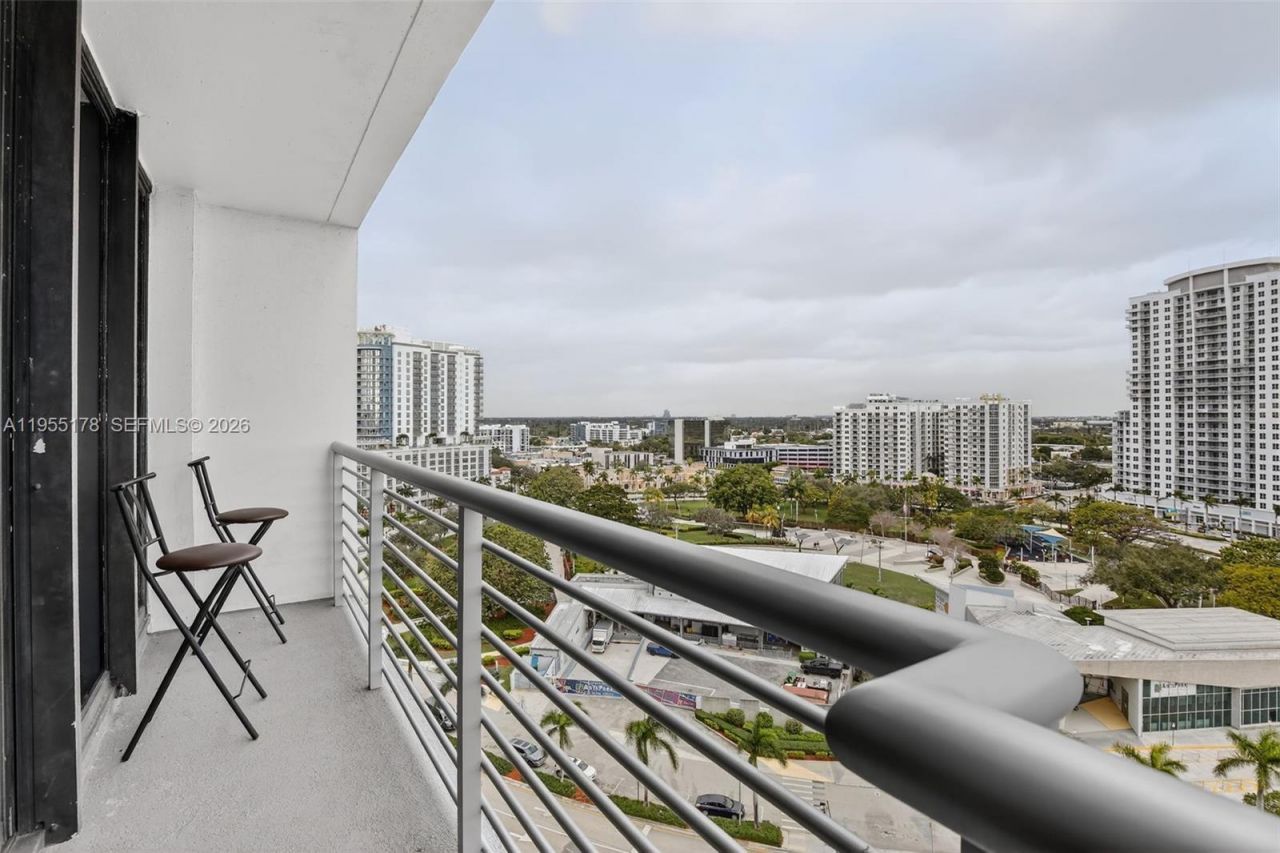 1720 Harrison St, Unit 14H, Hollywood, FL 33020 Photo