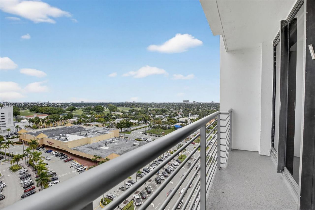 1720 Harrison St, Unit 14H, Hollywood, FL 33020 Photo