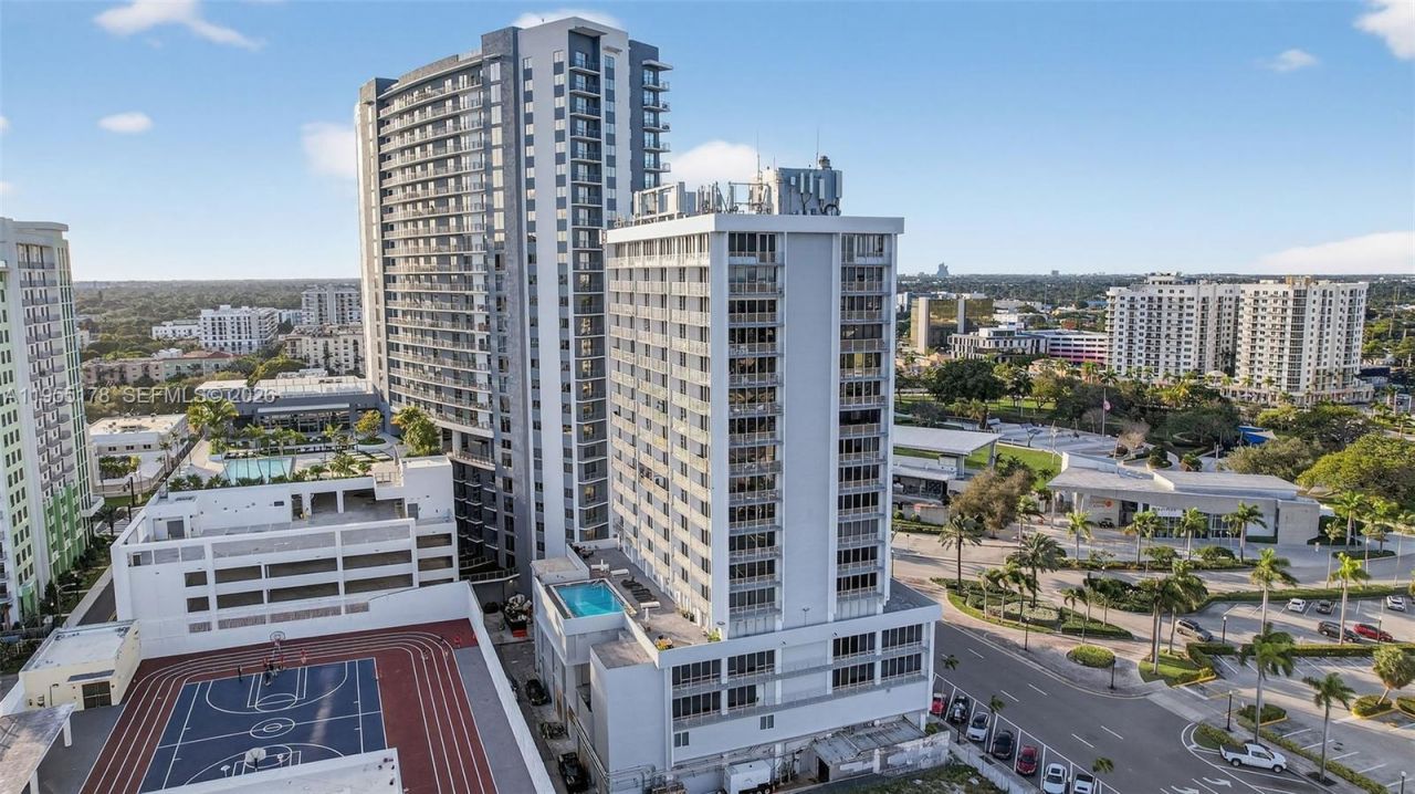 1720 Harrison St, Unit 14H, Hollywood, FL 33020 Photo