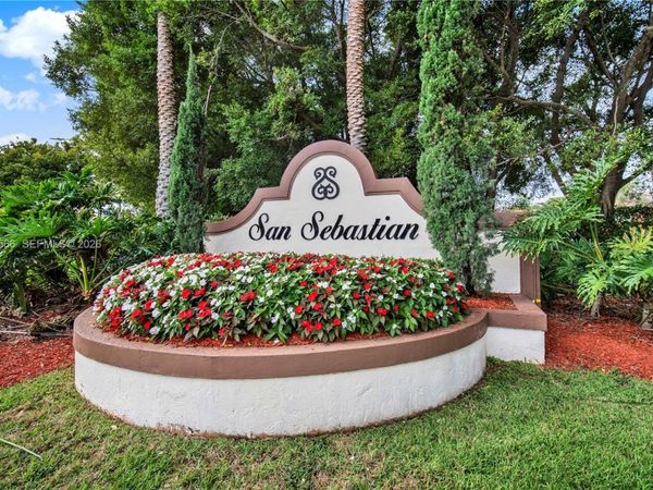 1516 Veracruz Ln, Unit 6-3, Weston, FL 33327