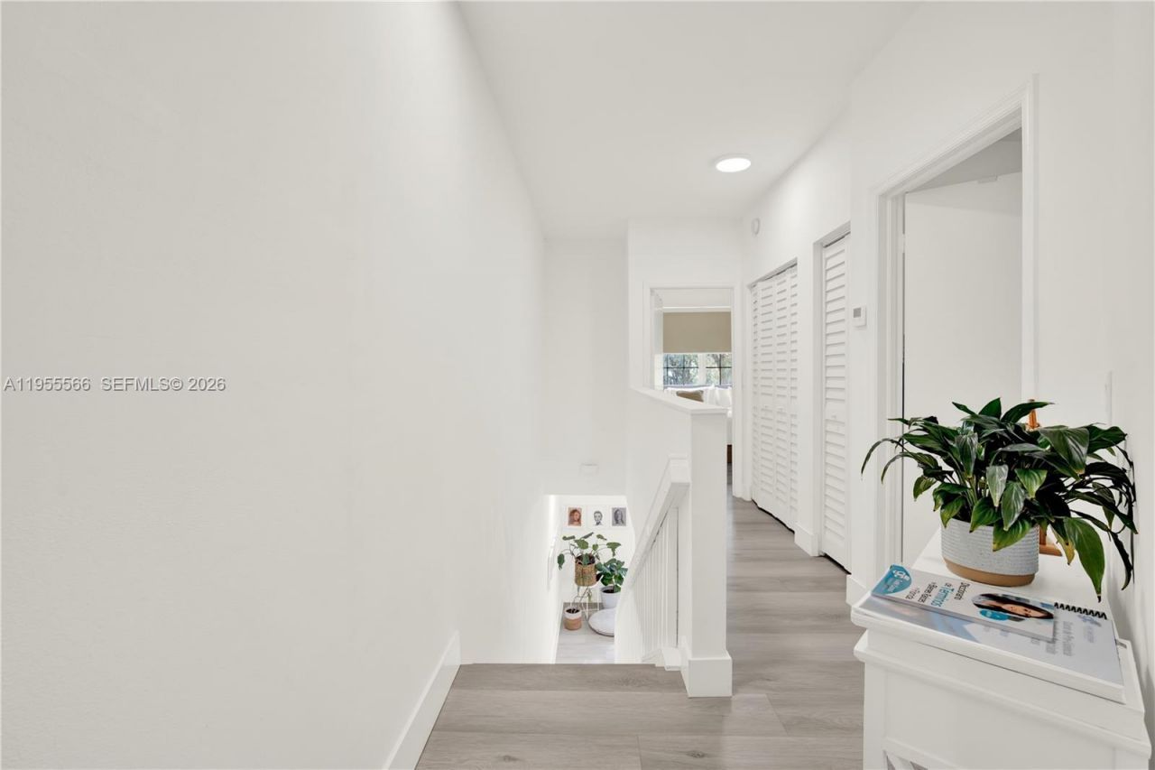 1516 Veracruz Ln, Unit 6-3, Weston, FL 33327 Photo