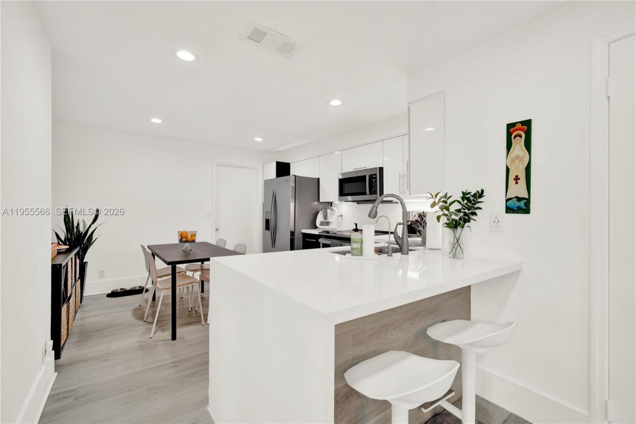 1516 Veracruz Ln, Unit 6-3, Weston, FL 33327 Photo