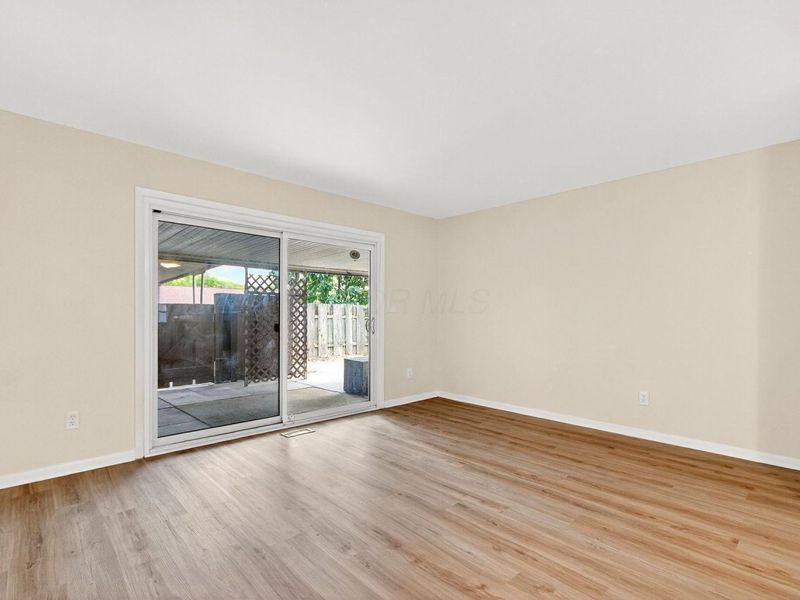 2362 Woodbrook Circle N, Unit 81, Columbus, OH 43223 Photo 10