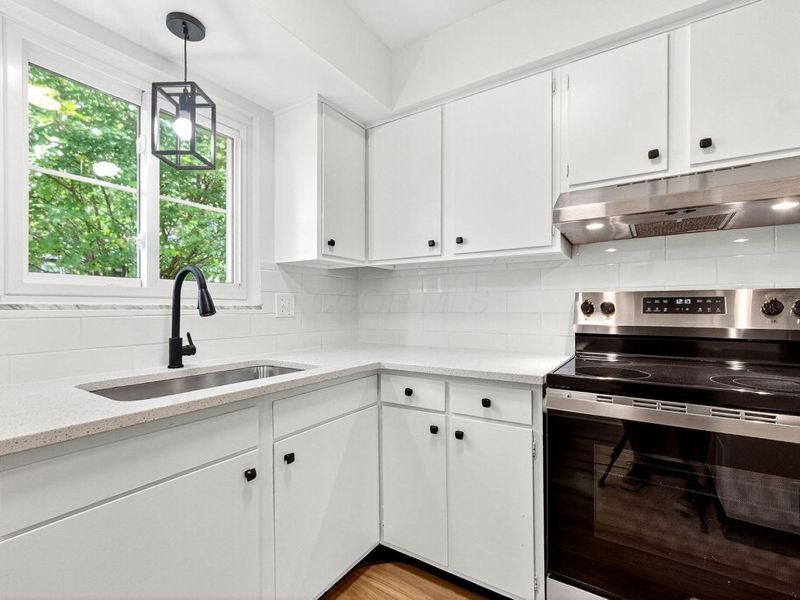 2362 Woodbrook Circle N, Unit 81, Columbus, OH 43223 Photo 13