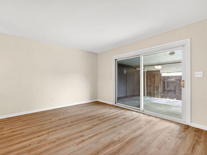 2362 Woodbrook Circle N, Unit 81, Columbus, OH 43223 Photo 7