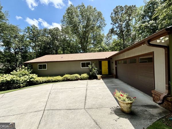 125 Cannongate Circle, Sharpsburg, GA 30277