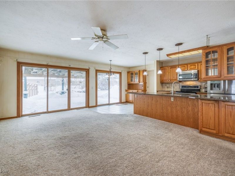 12393 Woodbriar Circle, Strongsville, OH 44136 Photo 19