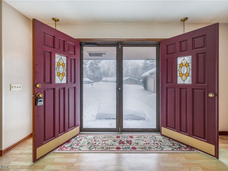 12393 Woodbriar Circle, Strongsville, OH 44136 Photo 5