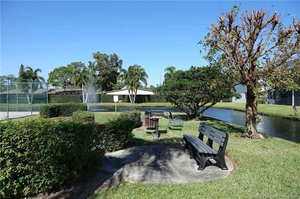 1290 SE Parkview Place, Unit A7, Stuart, FL 34994 Photo
