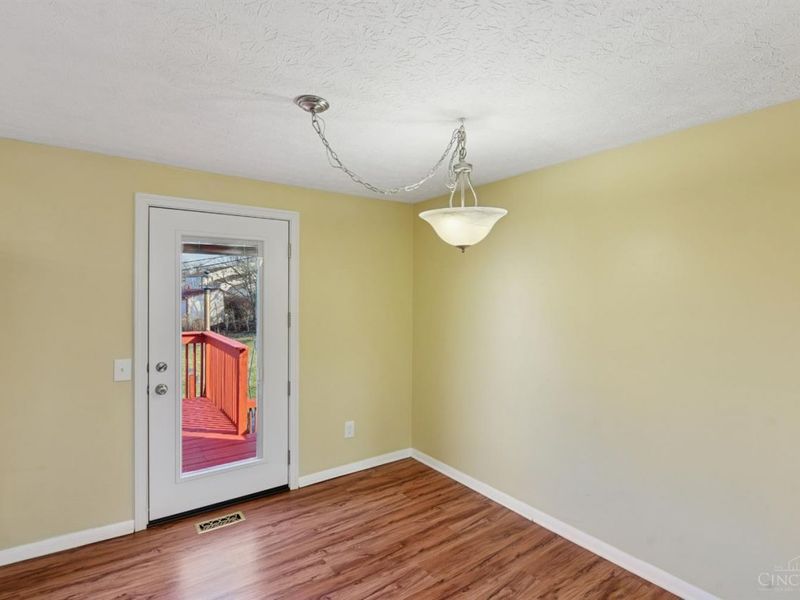 4392 Champdale Lane, Cincinnati, OH 45238 Photo 10