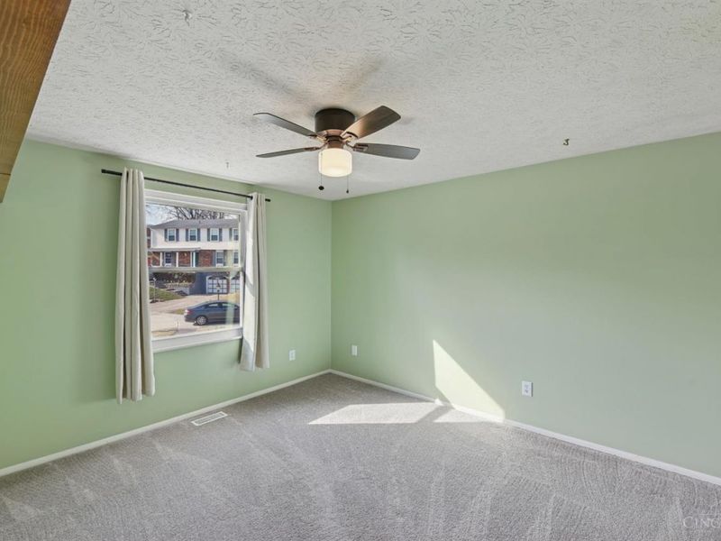 4392 Champdale Lane, Cincinnati, OH 45238 Photo 24