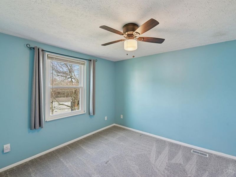 4392 Champdale Lane, Cincinnati, OH 45238 Photo 28