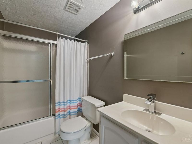 4392 Champdale Lane, Cincinnati, OH 45238 Photo 38