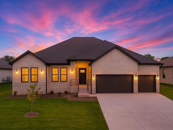 1744 E Cobblestone Drive, Ozark, MO 65721