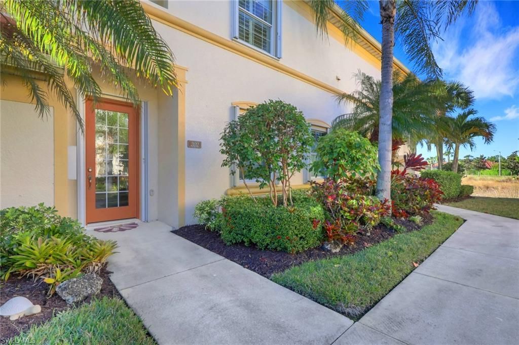 7877 Clemson St, Unit 202, Naples, FL 34104 Photo