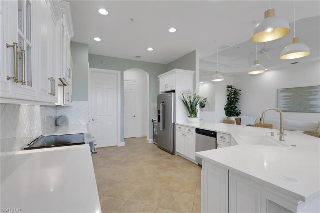 7877 Clemson St, Unit 202, Naples, FL 34104 Photo