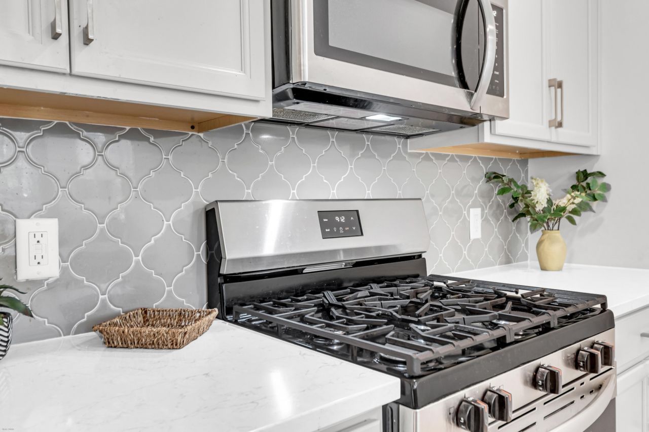 495 Green Fern Drive Photo 6