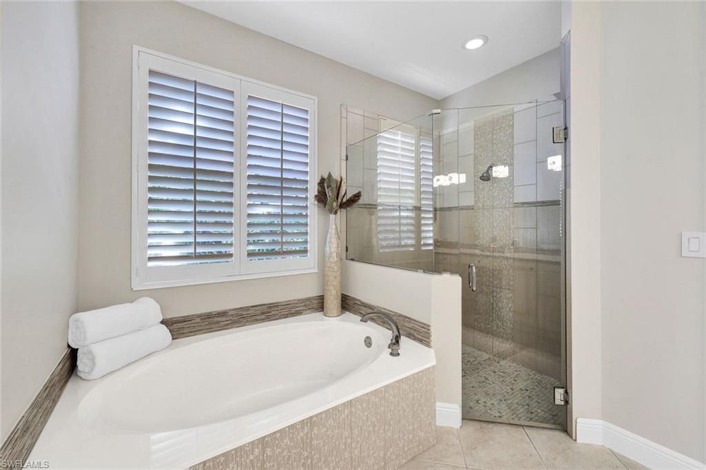 9008 Cherry Oaks Trl, Naples, FL 34114 Photo