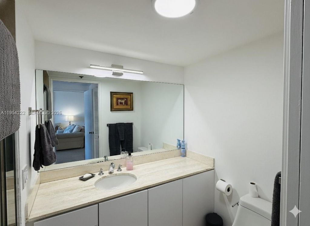 201 Crandon Blvd, Unit 928, Key Biscayne, FL 33149 Photo
