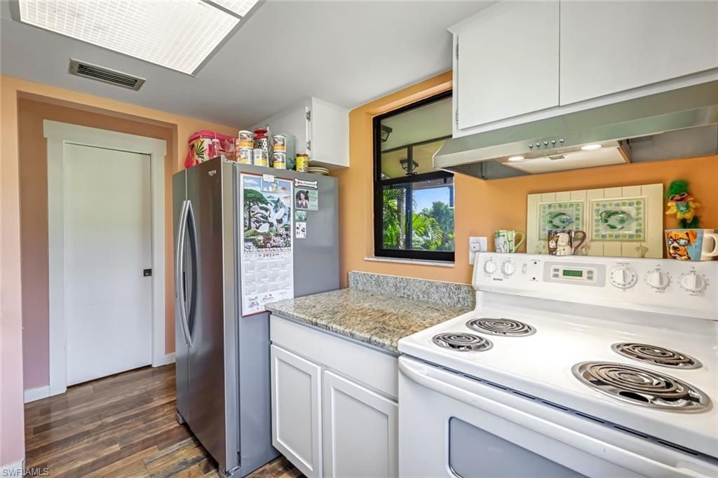 13532 Siesta Pines Ct, Unit 5, Fort Myers, FL 33908 Photo