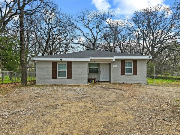508 N Dick Price Road, Kennedale, TX 76060