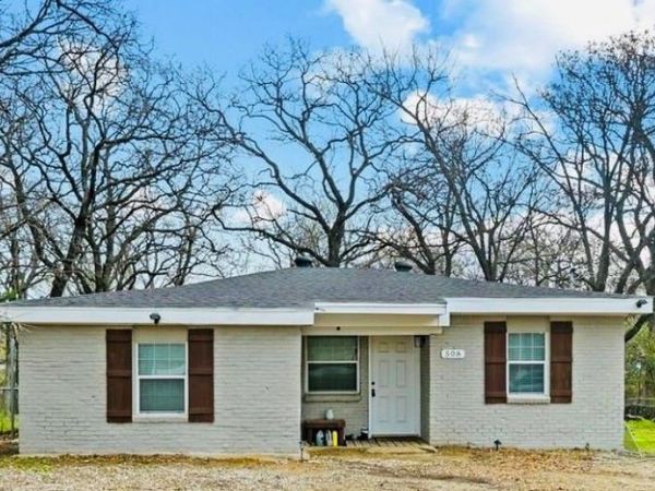 508 N Dick Price Road, Kennedale, TX 76060