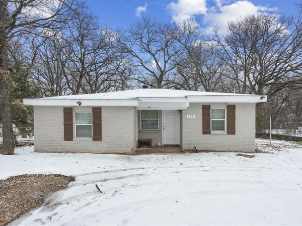 508 N Dick Price Road, Kennedale, TX 76060