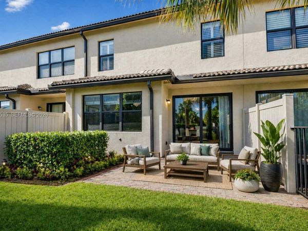4850 San Fratello Cir, Lake Worth, FL 33467