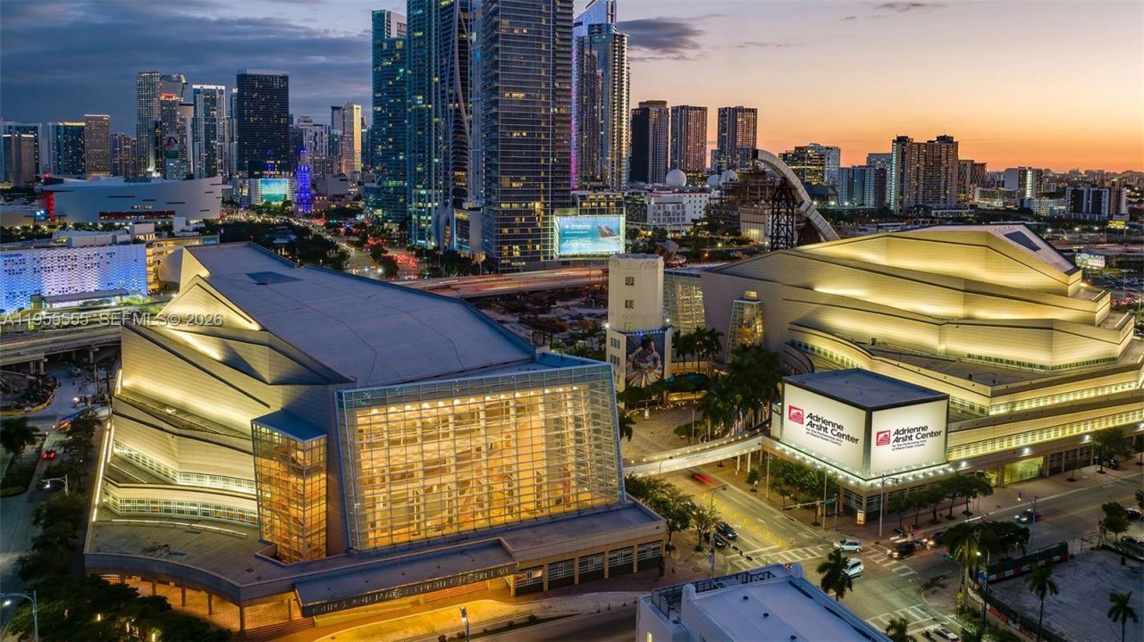 1600 NE 1st Ave, Unit 3215, Miami, FL 33132 Photo