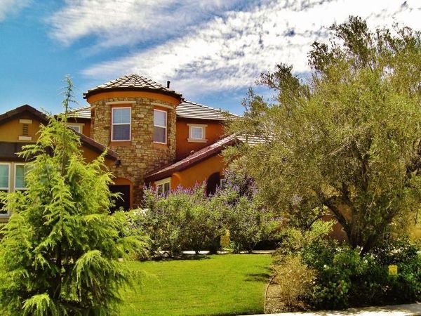 5206 Village Green Lane, Bakersfield, CA 93306