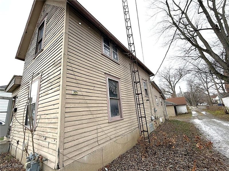 513 N Charles Street, Lima, OH 45805 Photo 16