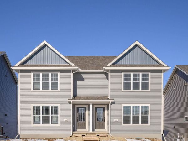 10114 Mosaic Way, Middleton, WI 53562