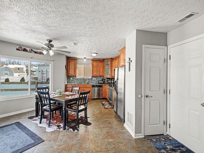 2366 Hummingbird Lane, Hebron, KY 41048 Photo 11