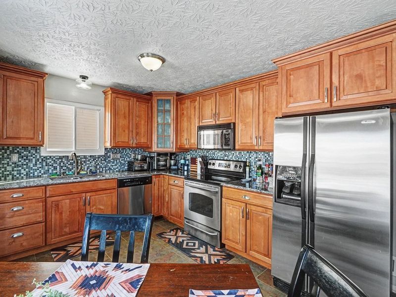 2366 Hummingbird Lane, Hebron, KY 41048 Photo 12