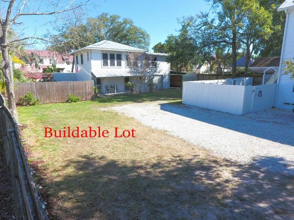 249 Charlotte St, St Augustine, FL 32084