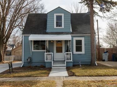 411 W Bernhard Avenue, Hazel Park, MI 48030