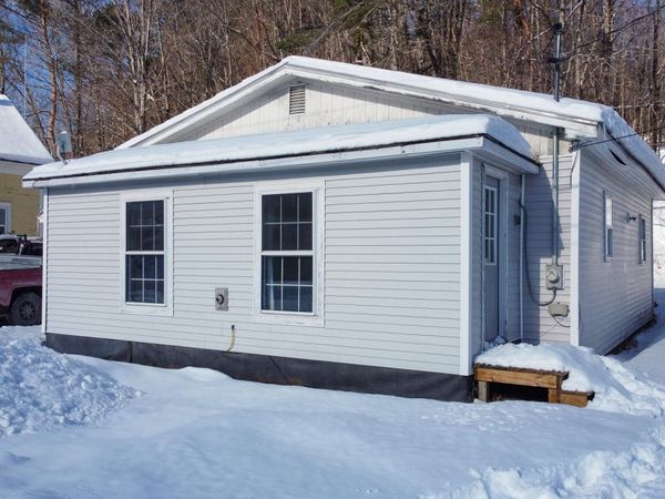 44 Murray Street, Bingham, ME 04920